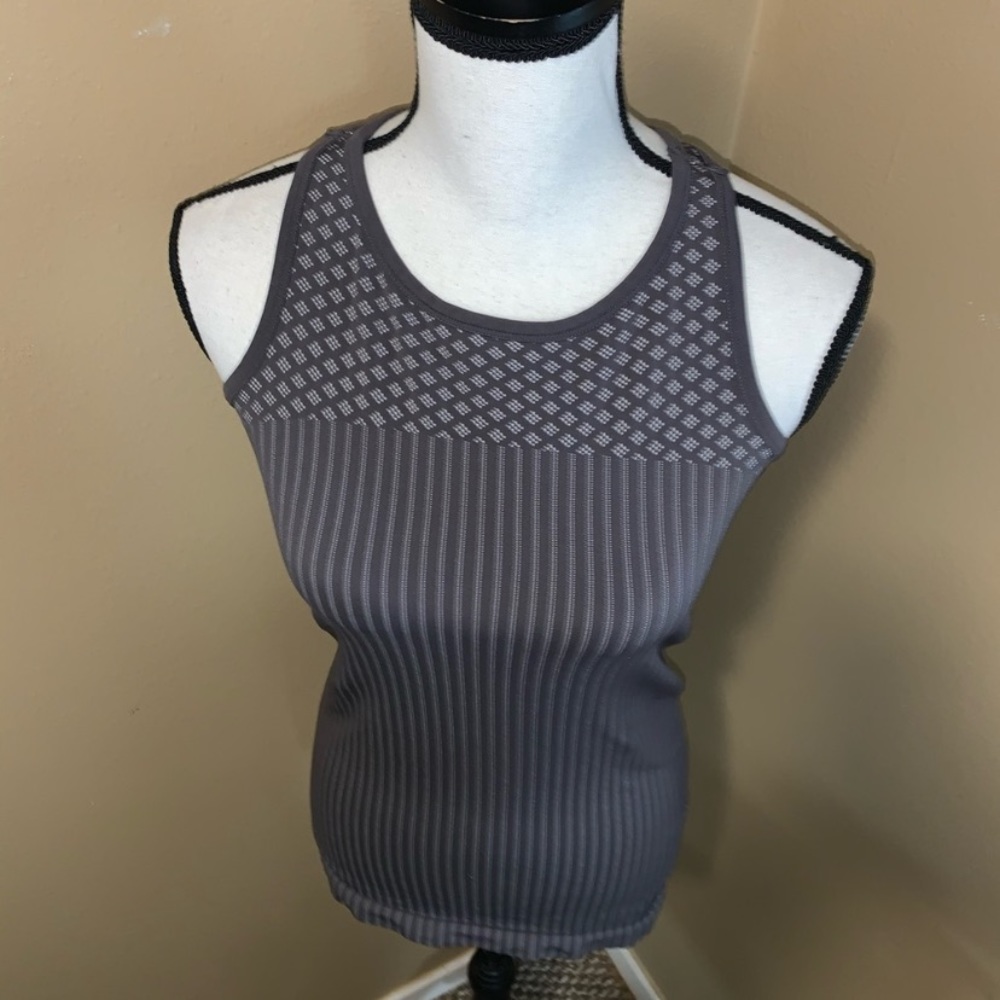 Athleta gray medium GUC racerback gym tank top - Picture 2 of 7